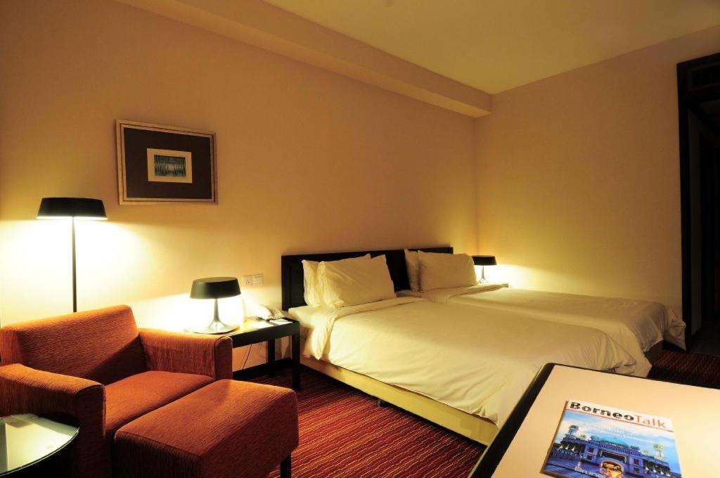 Tanahmas The Sibu Hotel Εξωτερικό φωτογραφία