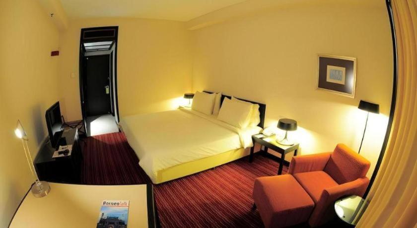 Tanahmas The Sibu Hotel Εξωτερικό φωτογραφία
