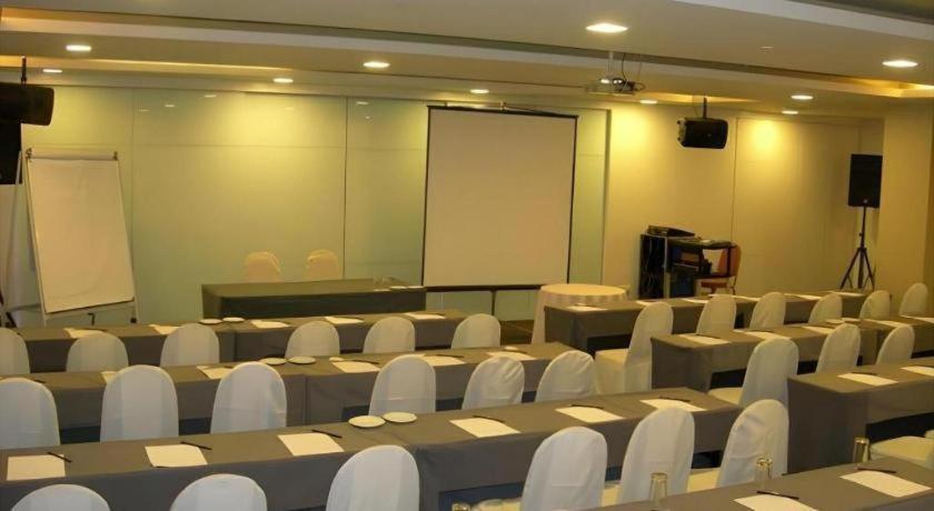Tanahmas The Sibu Hotel Εξωτερικό φωτογραφία