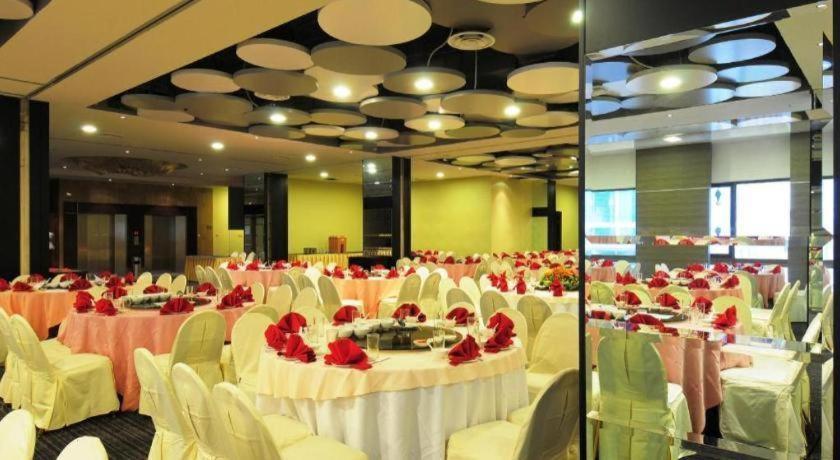 Tanahmas The Sibu Hotel Εξωτερικό φωτογραφία