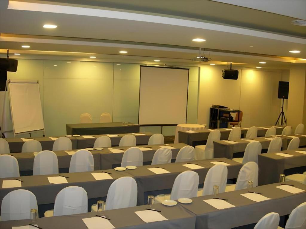 Tanahmas The Sibu Hotel Εξωτερικό φωτογραφία