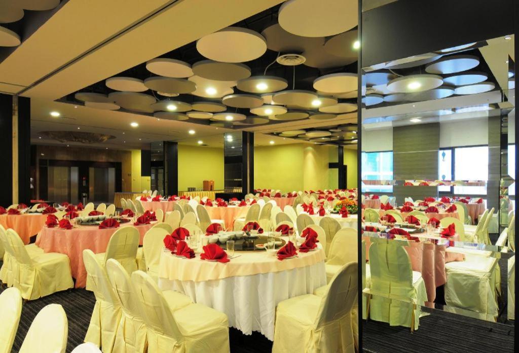 Tanahmas The Sibu Hotel Εξωτερικό φωτογραφία