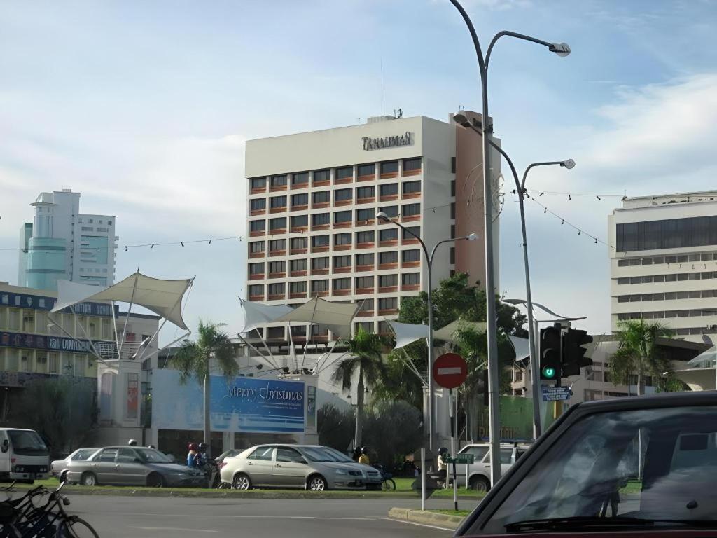 Tanahmas The Sibu Hotel Εξωτερικό φωτογραφία