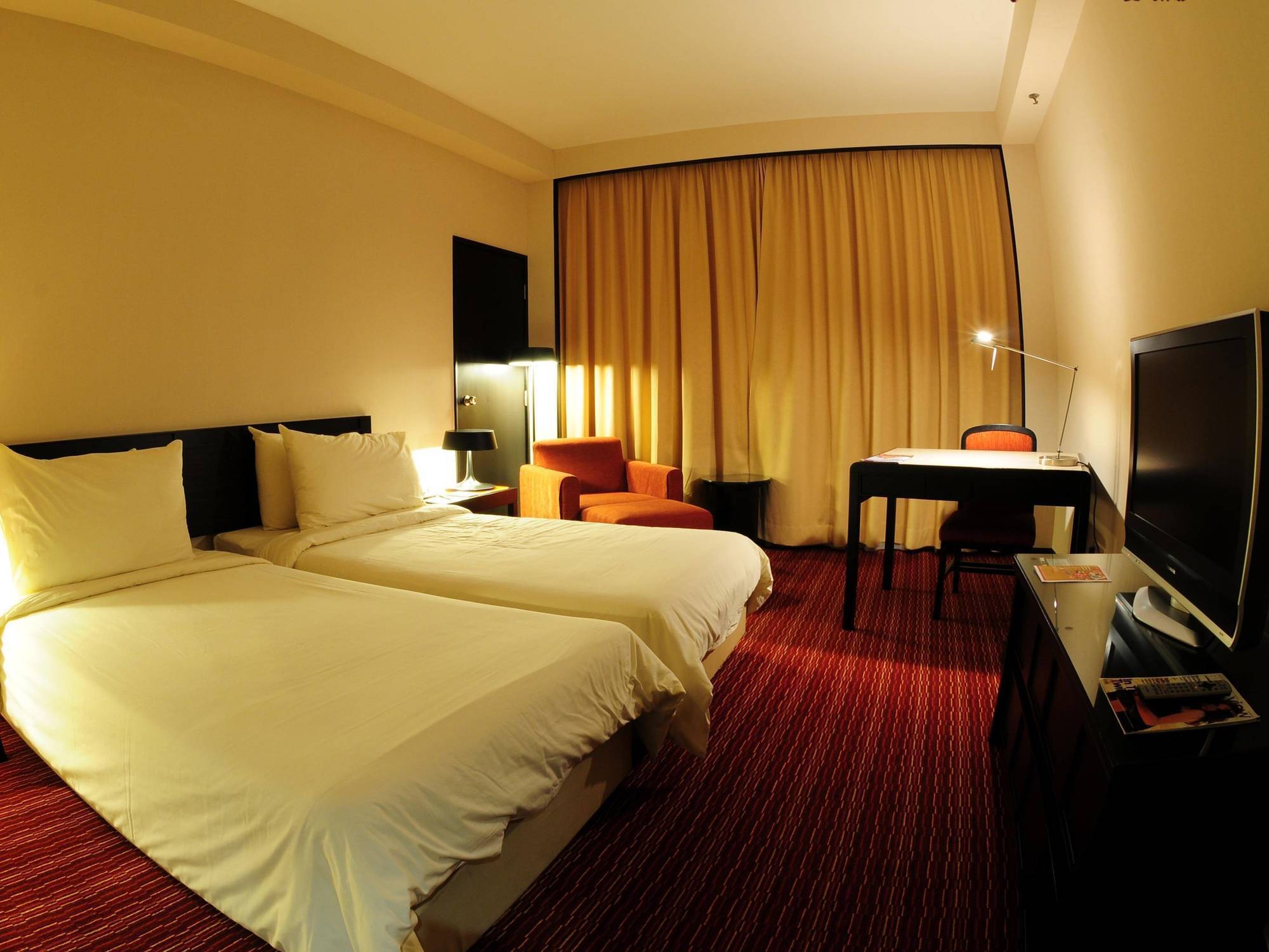 Tanahmas The Sibu Hotel Εξωτερικό φωτογραφία